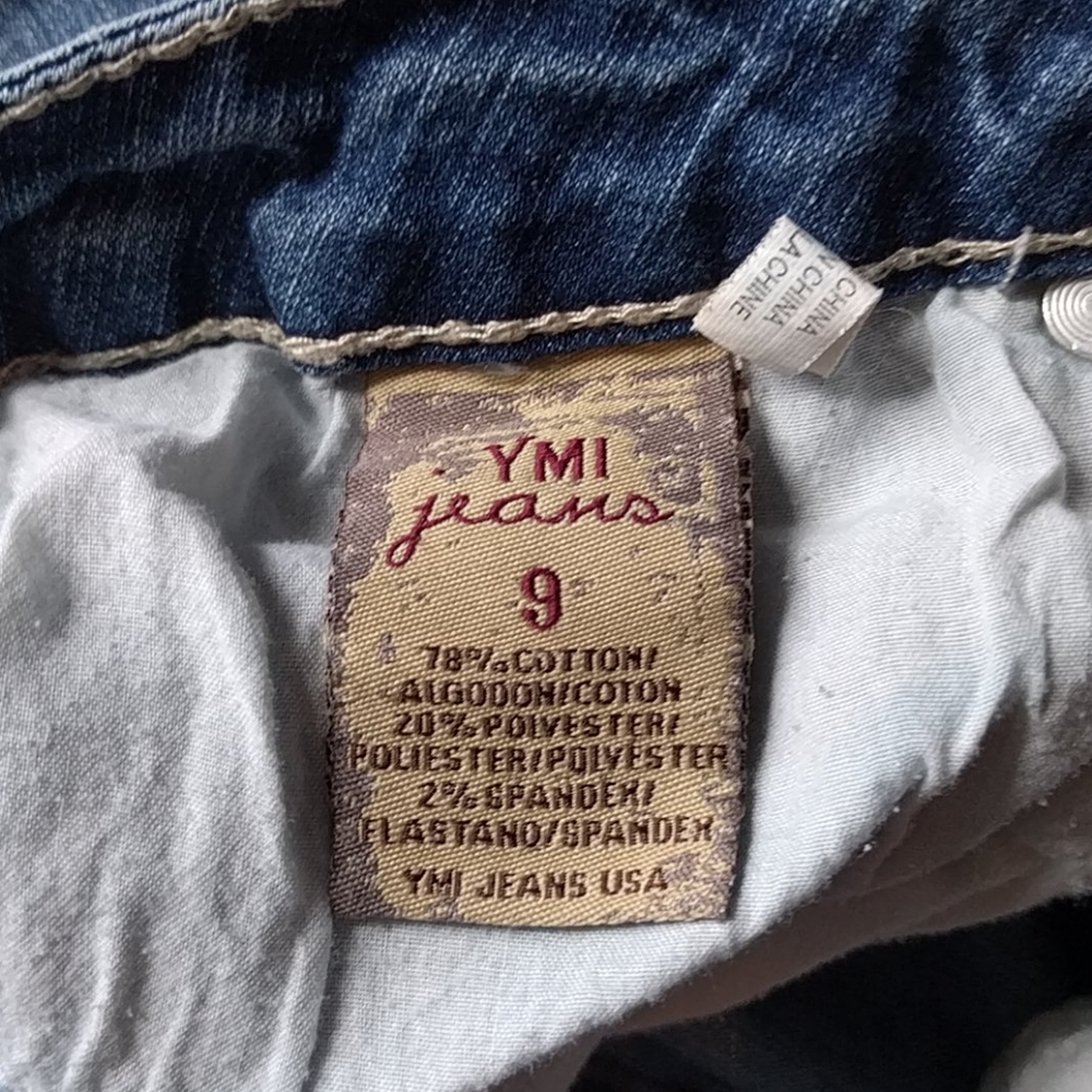 Donated!!!🚨Last chance❗️Jean Shorts - Picture 5 of 5